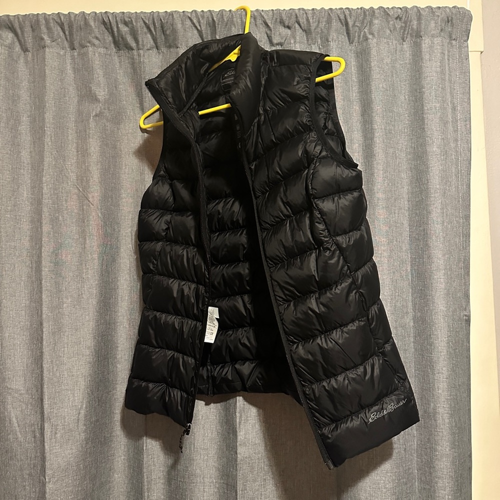 NWT 2023 Eddie Bauer down vest cirruslite